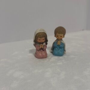 Vtg Enesco Mary & Joseph Hard Plastic Figures. Approximately 2.5” tall